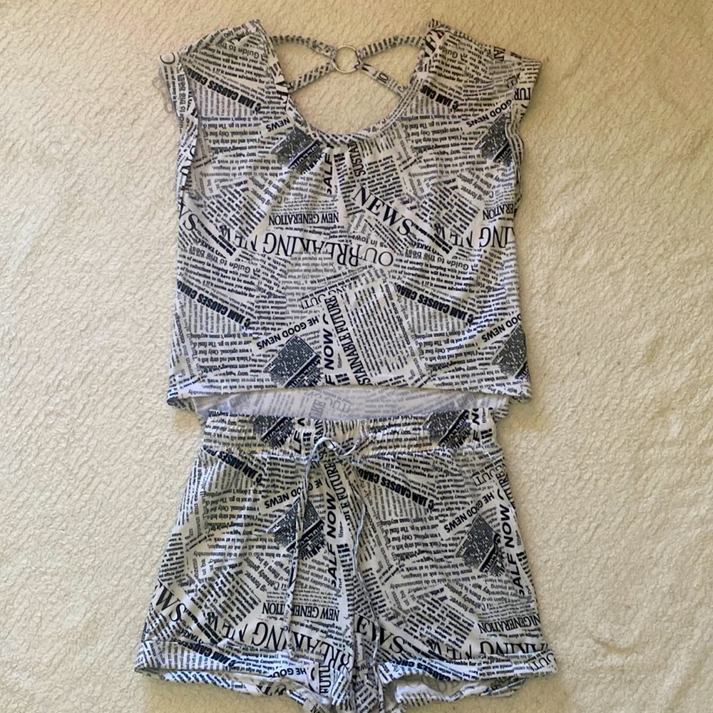 No Boundaries women size medium lounge/sleepwear set